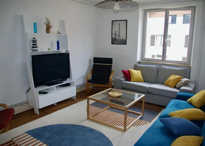 Les Brimbelles Apartment *